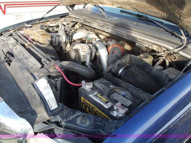 image for item C5774 1999 Ford F350 crew cab pickup truck