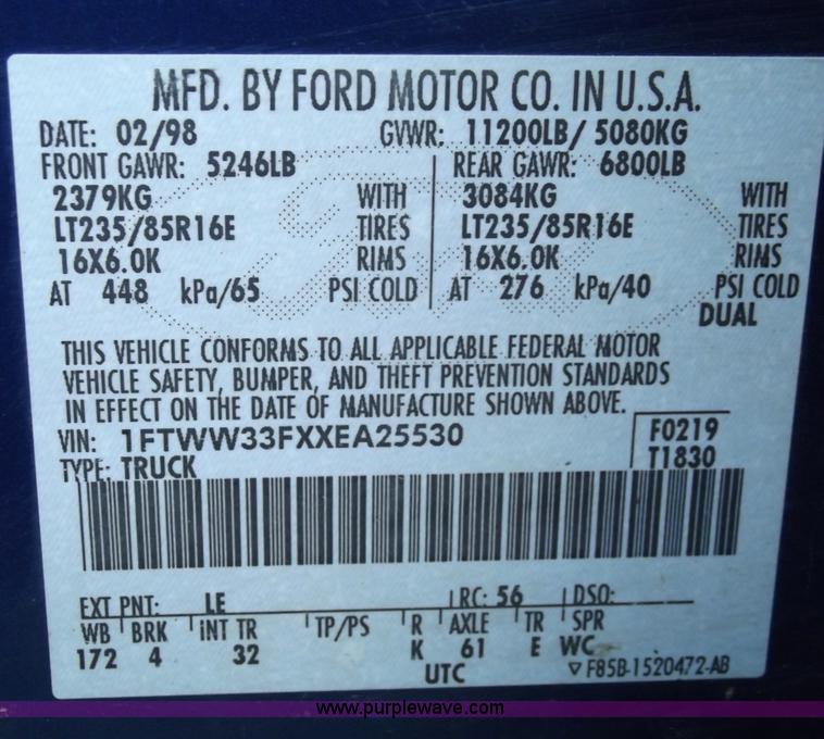 image for item C5774 1999 Ford F350 crew cab pickup truck