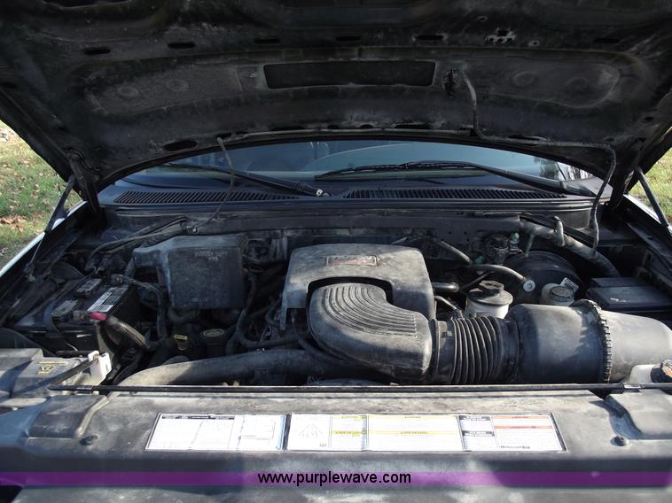 image for item C5776 1997 Ford Expedition Eddie Bauer SUV