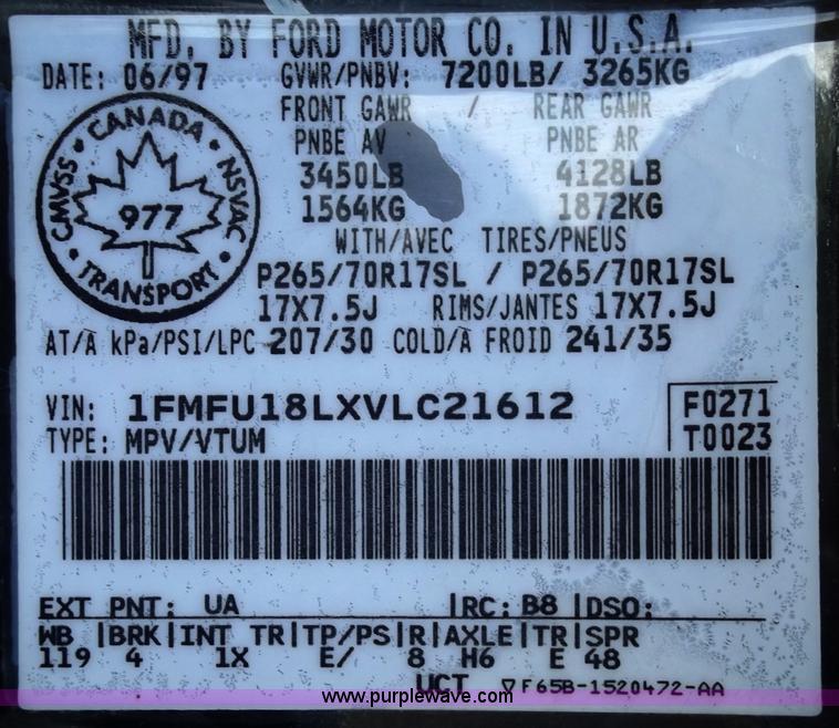 image for item C5776 1997 Ford Expedition Eddie Bauer SUV