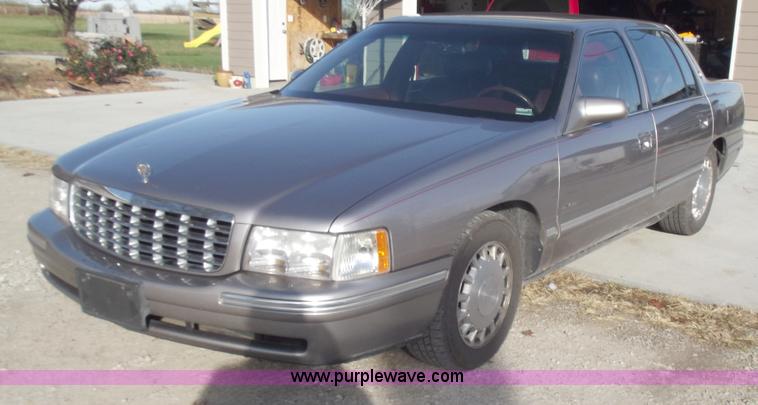 image for item C5777 1999 Cadillac DeVille
