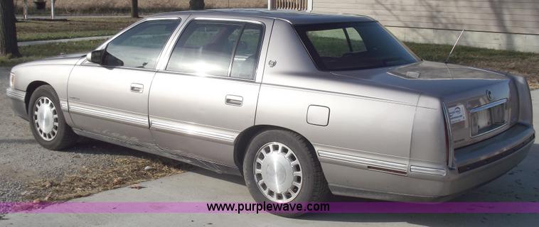 image for item C5777 1999 Cadillac DeVille