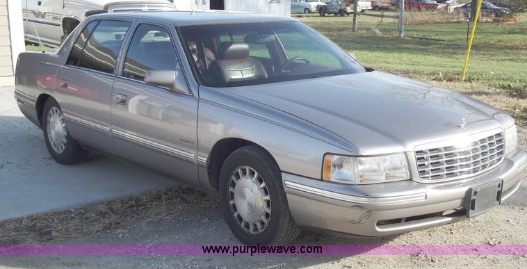 image for item C5777 1999 Cadillac DeVille