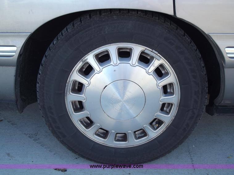 image for item C5777 1999 Cadillac DeVille