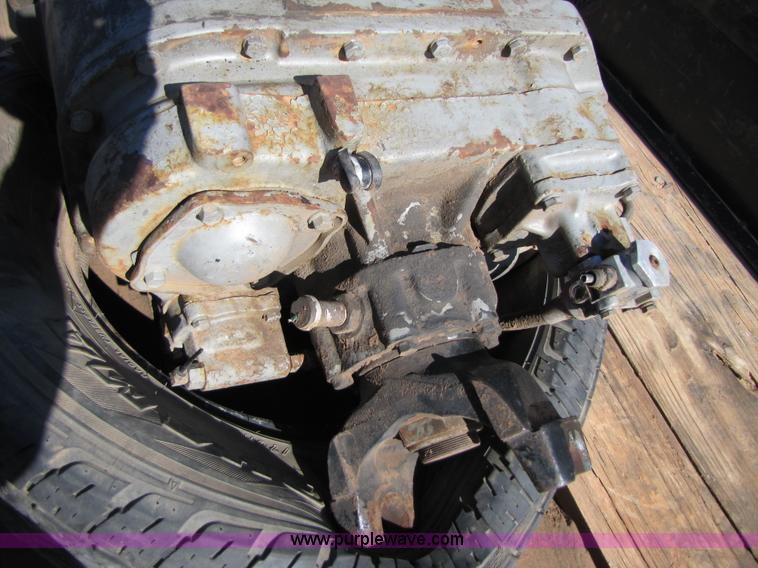 image for item C9602 Eaton Fuller remanufactured Roadranger Super 10 truck transmission