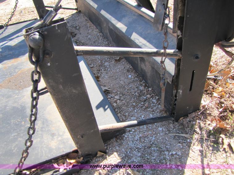 image for item C9604 Tommy Lift for pickup truck