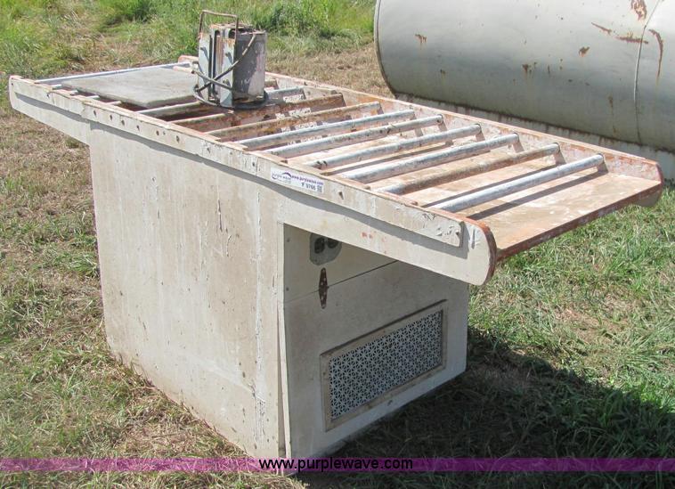 image for item F9766 Assorted ceramic equipment