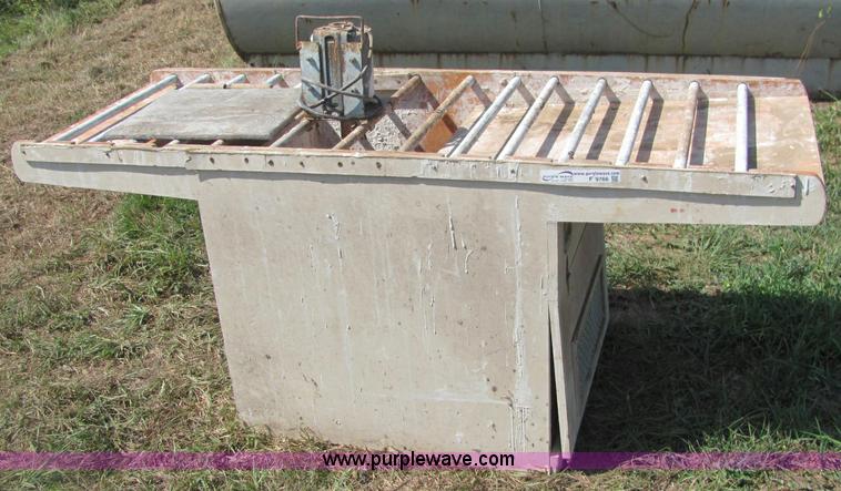 image for item F9766 Assorted ceramic equipment