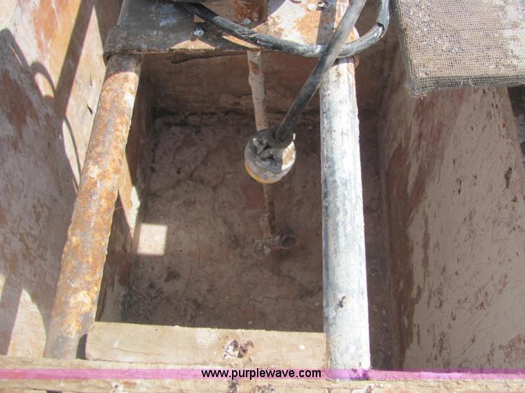 image for item F9766 Assorted ceramic equipment