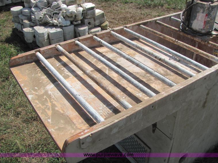 image for item F9766 Assorted ceramic equipment