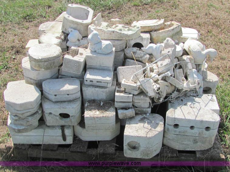 image for item F9766 Assorted ceramic equipment