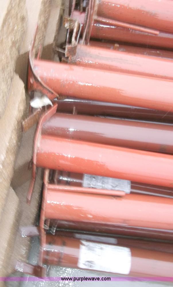 image for item G9417 (22) adjustable building columns