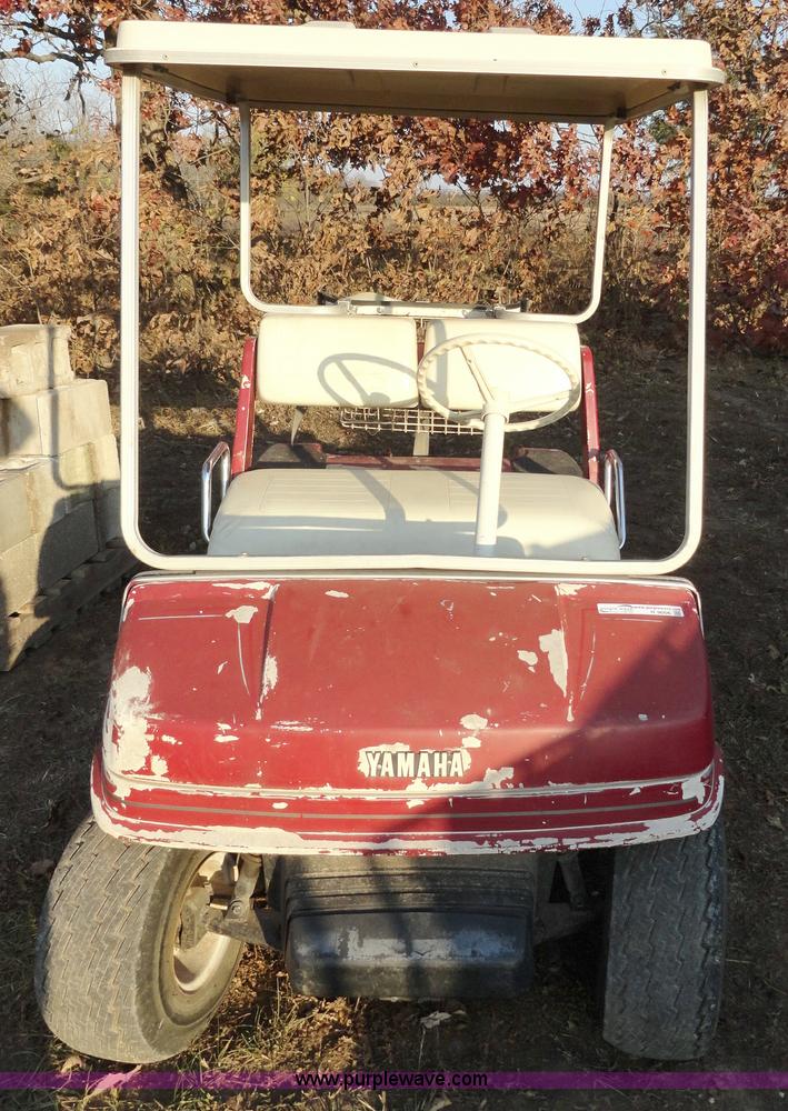 image for item H9006 Yamaha electric golf cart