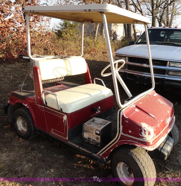 image for item H9006 Yamaha electric golf cart