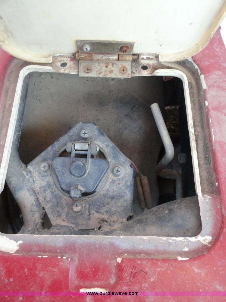 image for item H9006 Yamaha electric golf cart