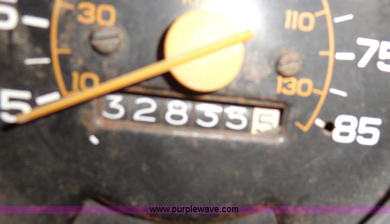 image for item H9007 1981 Chevrolet Scottsdale K20 pickup truck
