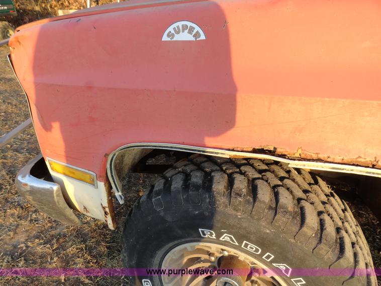 image for item H9007 1981 Chevrolet Scottsdale K20 pickup truck