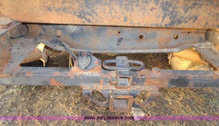 image for item H9007 1981 Chevrolet Scottsdale K20 pickup truck