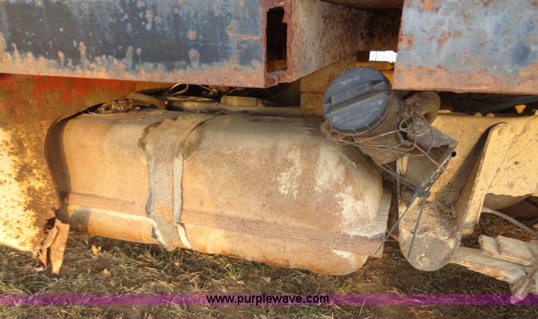 image for item H9007 1981 Chevrolet Scottsdale K20 pickup truck