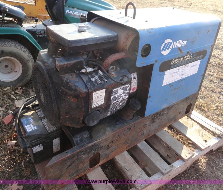 image for item H9013 Miller Bobcat 225G welder/generator