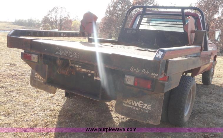 image for item H9018 1981 Chevrolet C10 Custom Deluxe pickup truck