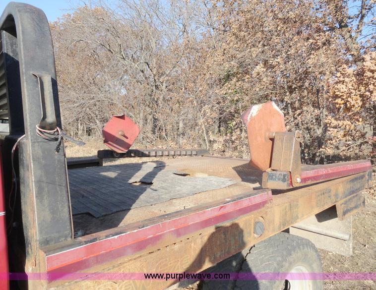 image for item H9018 1981 Chevrolet C10 Custom Deluxe pickup truck