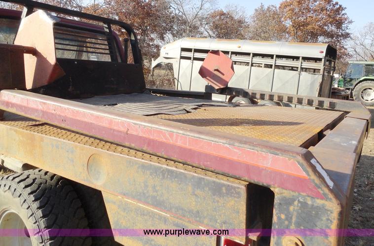 image for item H9018 1981 Chevrolet C10 Custom Deluxe pickup truck