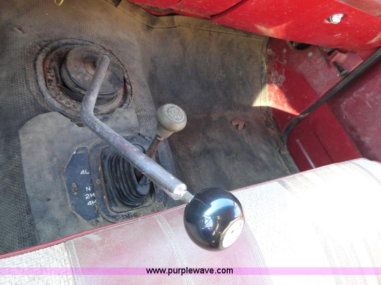 image for item H9018 1981 Chevrolet C10 Custom Deluxe pickup truck