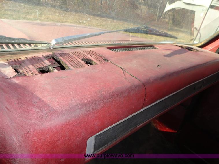 image for item H9018 1981 Chevrolet C10 Custom Deluxe pickup truck