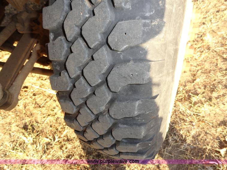 image for item H9018 1981 Chevrolet C10 Custom Deluxe pickup truck