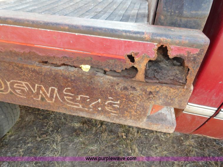 image for item H9018 1981 Chevrolet C10 Custom Deluxe pickup truck