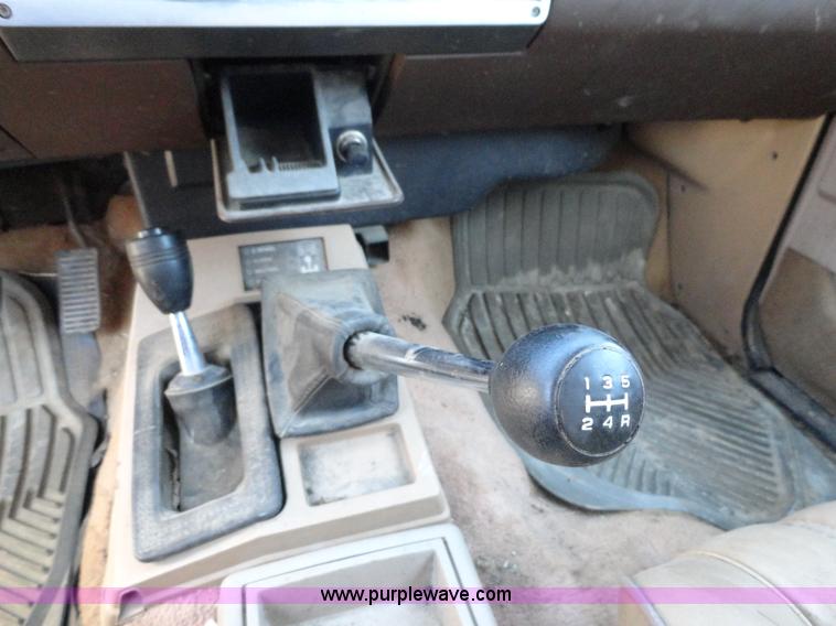 image for item H9023 1984 Chevrolet S10 Blazer SUV