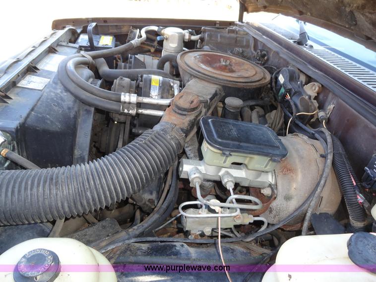 image for item H9023 1984 Chevrolet S10 Blazer SUV