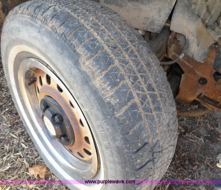 image for item H9023 1984 Chevrolet S10 Blazer SUV