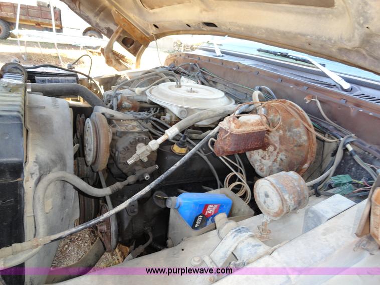 image for item H9024 1978 Ford F150 Ranger Explorer pickup truck