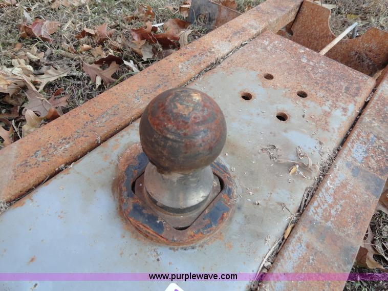 image for item H9025 Hide away goose neck hitch