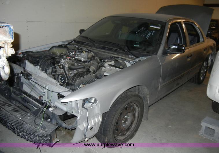 image for item H9116 2009 Ford Crown Victoria Police Interceptor