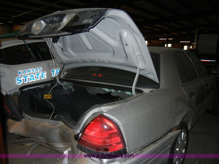 image for item H9116 2009 Ford Crown Victoria Police Interceptor