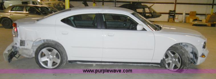 image for item H9118 2010 Dodge Charger