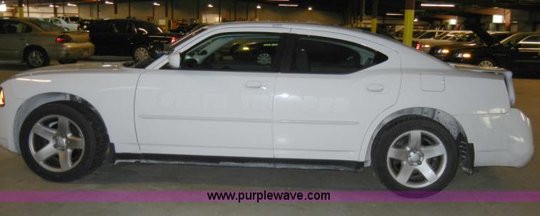 image for item H9118 2010 Dodge Charger