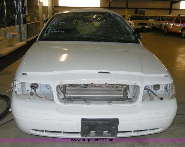 image for item H9120 2010 Ford Crown Victoria Police Interceptor