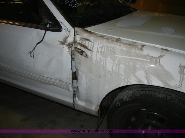 image for item H9120 2010 Ford Crown Victoria Police Interceptor