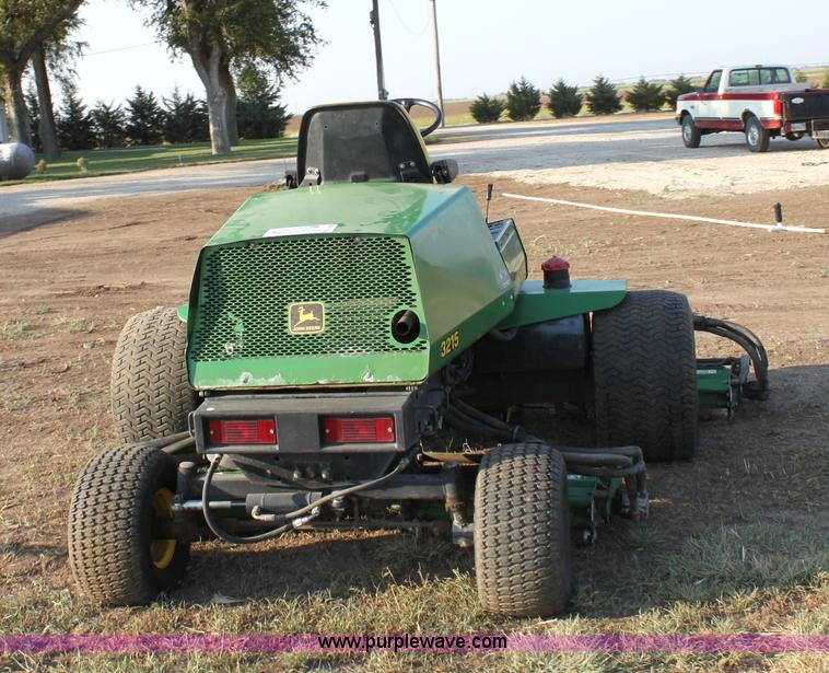 image for item A2728 John Deere 3215A reel mower