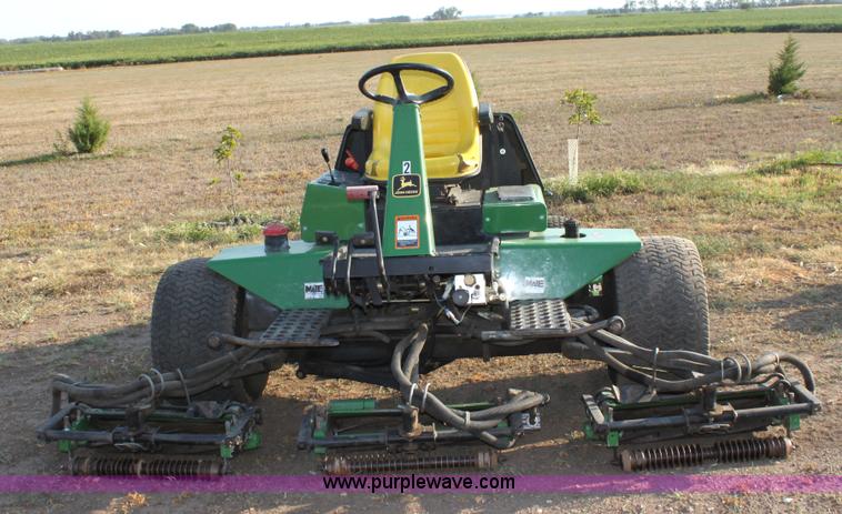 image for item A2728 John Deere 3215A reel mower