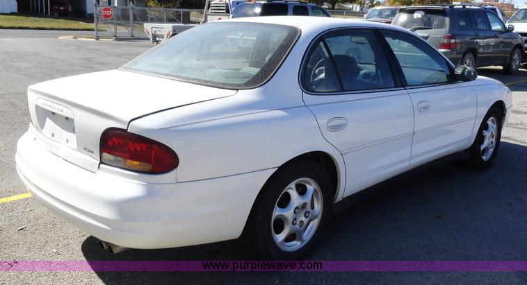 image for item A3281 2000 Oldsmobile Intrigue GX