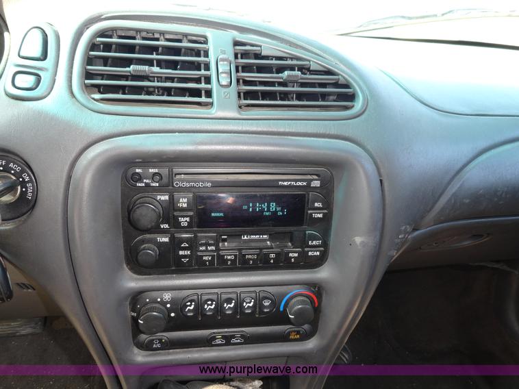 image for item A3281 2000 Oldsmobile Intrigue GX