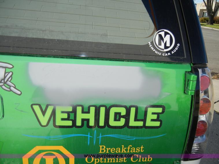 image for item A3307 1993 Chevrolet Suburban 1500 SUV