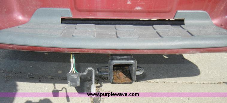 image for item A3308 1999 GMC Sonoma SLS pickup truck