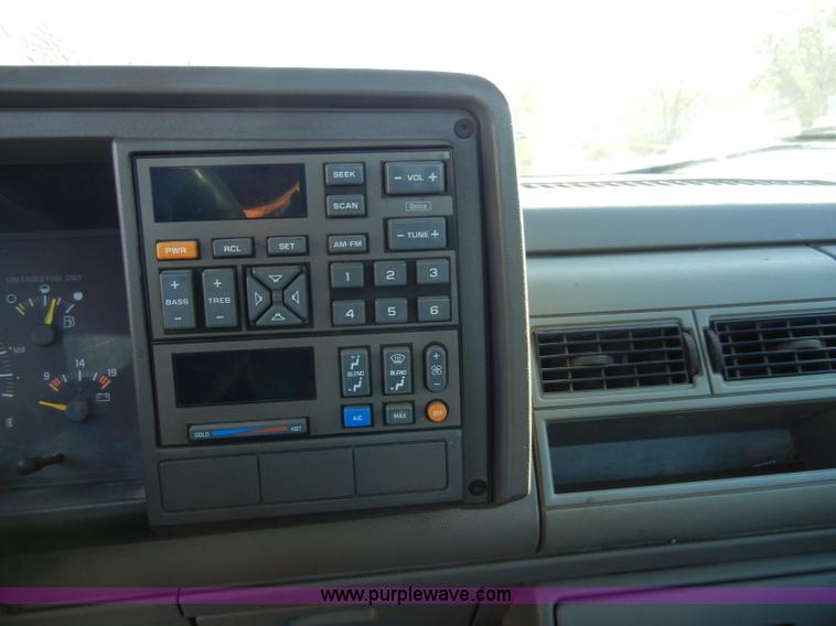 image for item A3309 1993 Chevrolet Cheyenne 1500 pickup truck