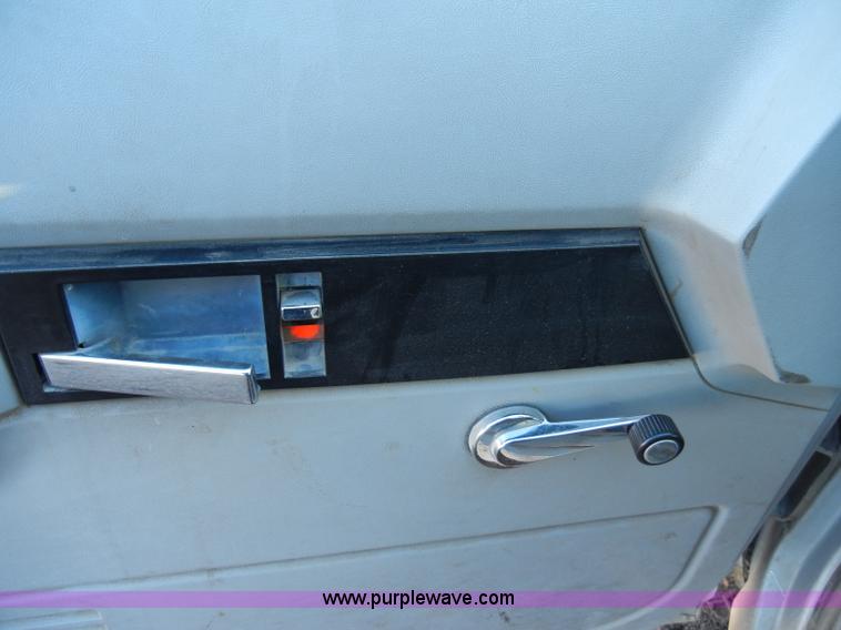 image for item A3309 1993 Chevrolet Cheyenne 1500 pickup truck